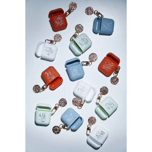 Brand New Urban Outfitters Zodiac AirPod Cases and Charm Set Gemini
